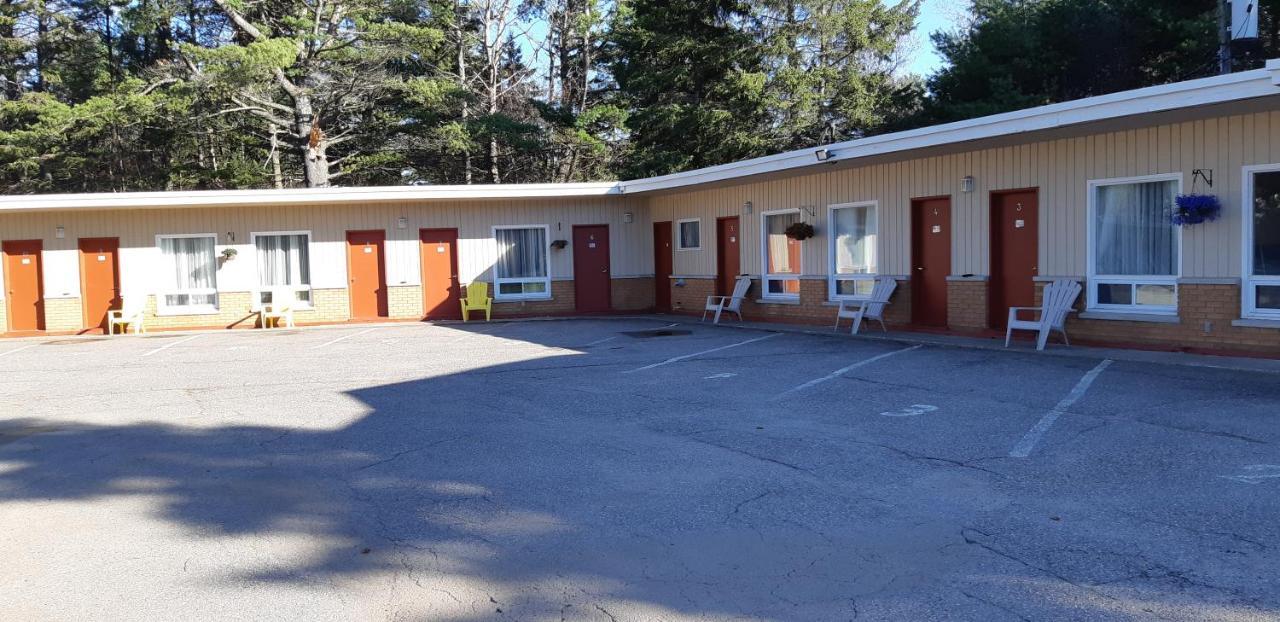 Pine Grove Motel Sault Ste. Marie Exterior foto